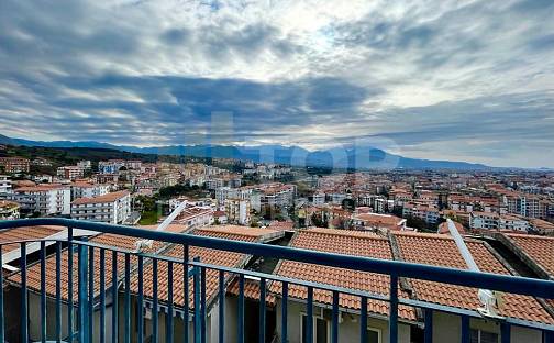 Prodej bytu 2+kk 45 m², Scalea, Italia, Itálie