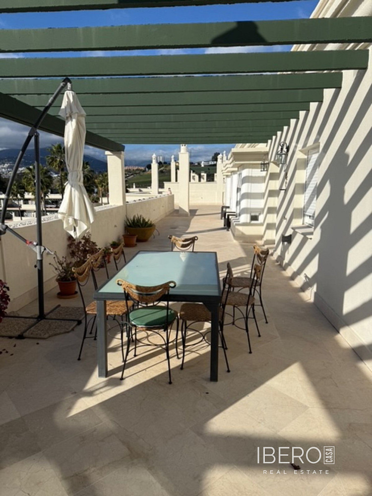 Pis 4+kk – Marbella, Nueva Andalucía - Vista 3