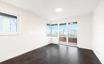 Pronájem bytu 1+kk 30 m²
