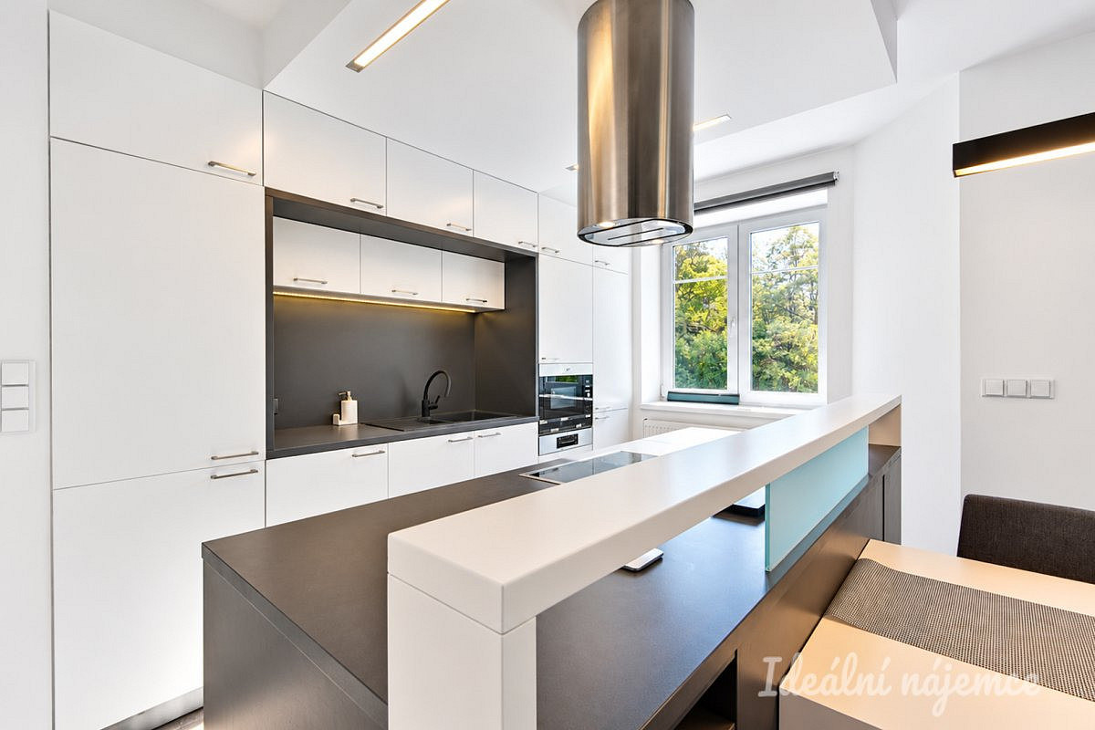 Pronájem bytu 3+kk 86 m²
