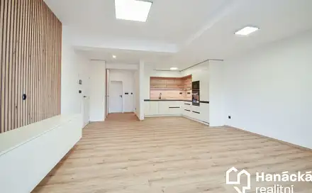 Pronájem bytu 2+kk 62 m²