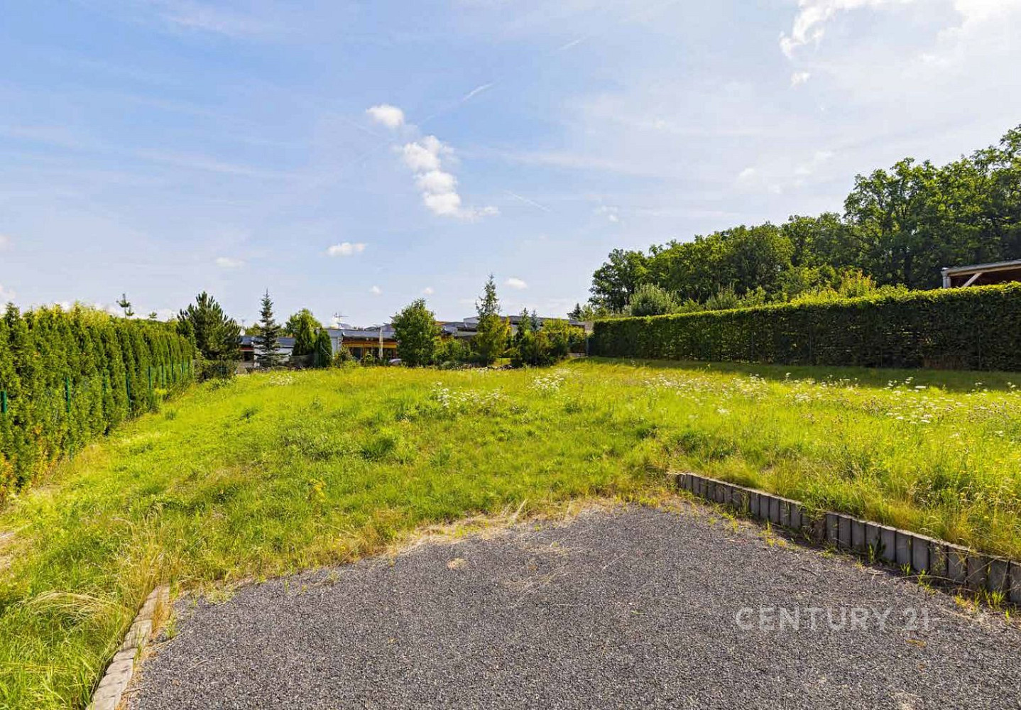 Prodej stavebního pozemku 800 m² – fotografie 2
