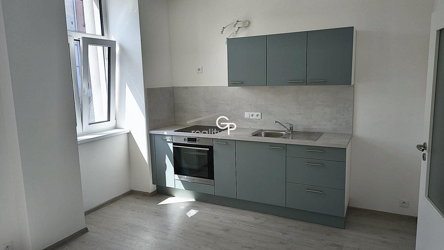 Pronájem bytu 1+1 31 m² – pohled 3
