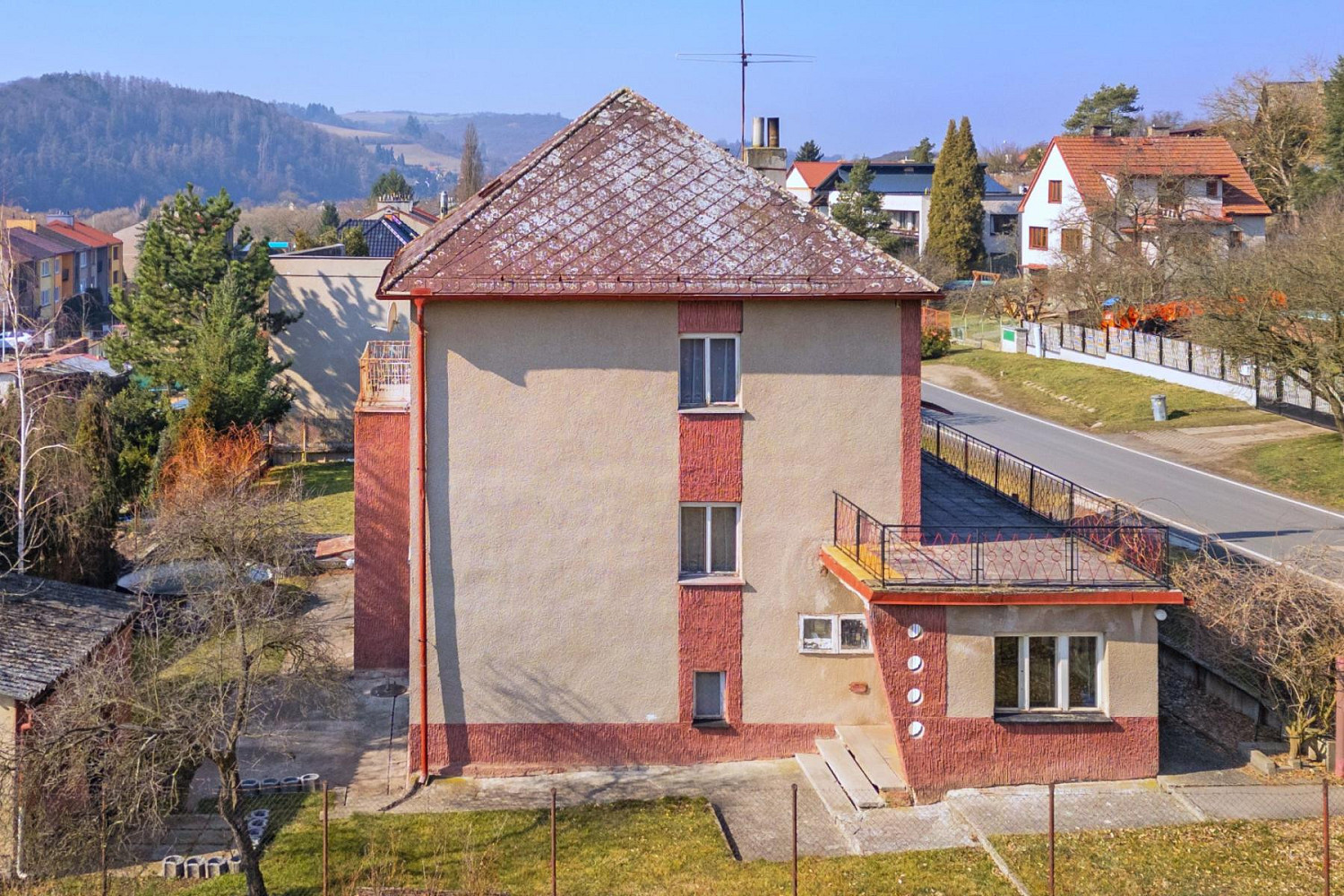 Prodej domu 180 m² s pozemkem 775 m² – fotografie 3