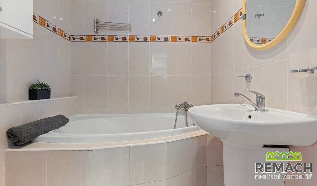 Pronájem bytu 3+1 76 m², Uherské Hradiště – náhled fotky 2