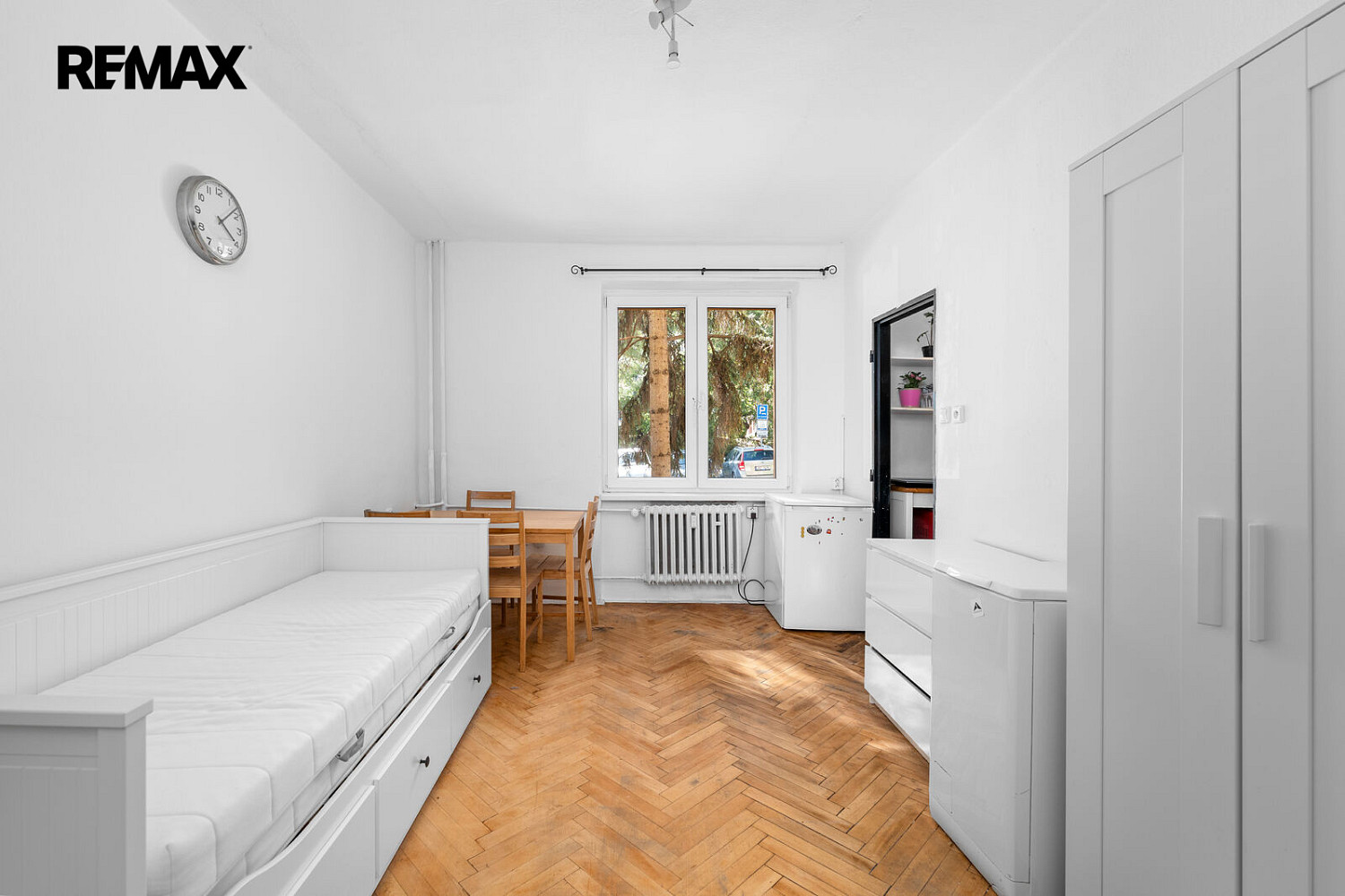 Prodej bytu 1+kk 22 m² – fotografie 3
