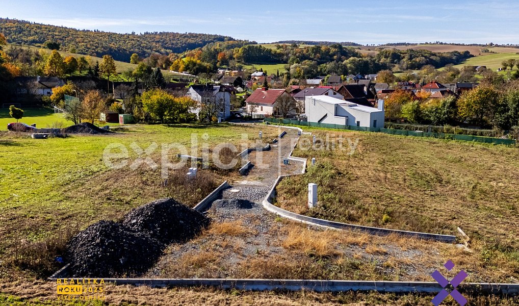 Prodej stavebního pozemku 1 008 m², Lubná – náhled fotky 6