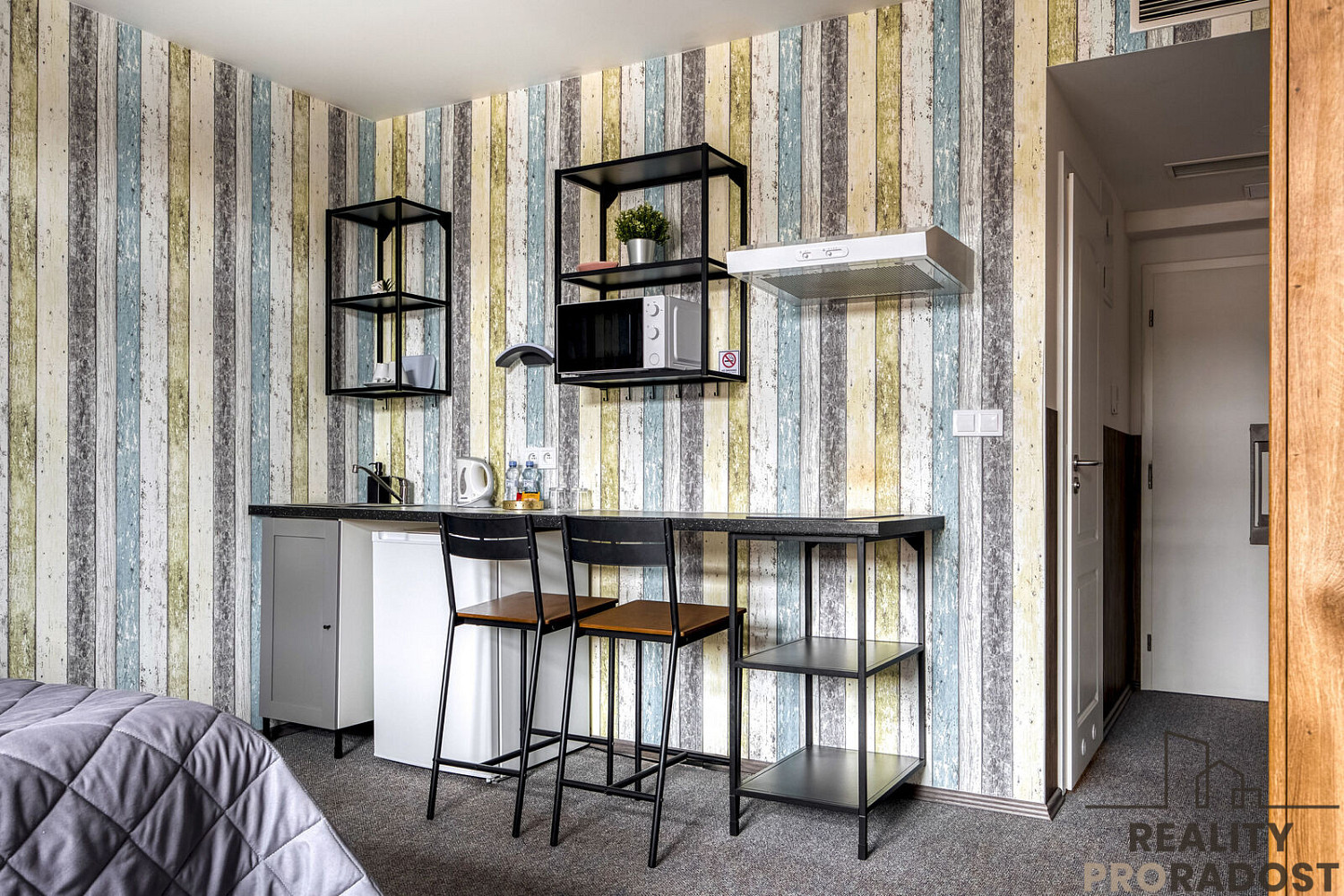 Pronájem bytu 1+kk 24 m² – fotografie 4