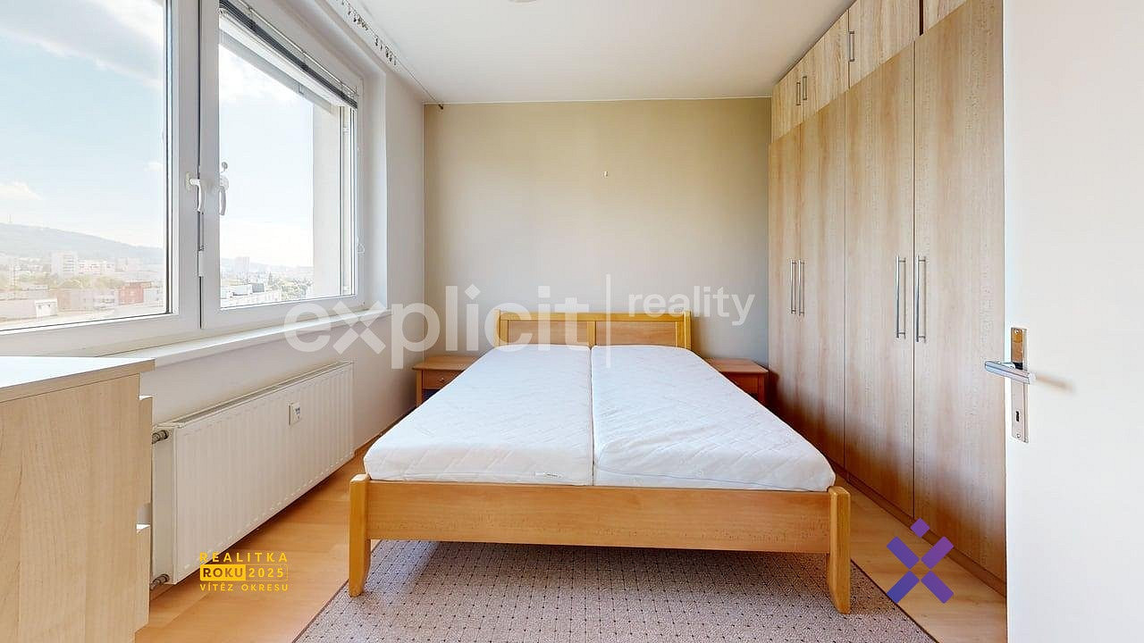 Pronájem bytu 2+kk 38 m² — photo 3