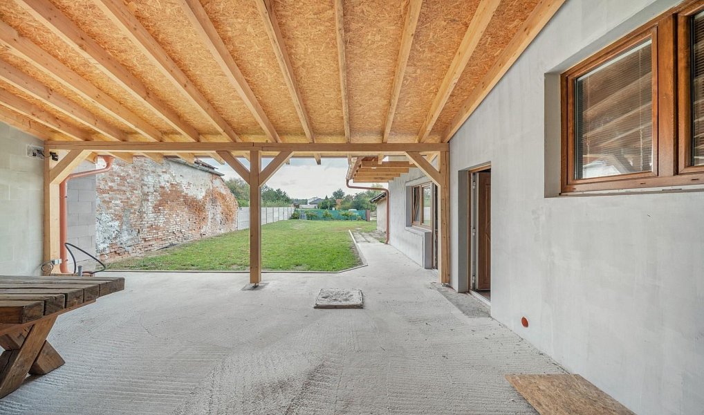 Prodej domu 162 m² s pozemkem 605 m², Hevlín – náhled fotky 25