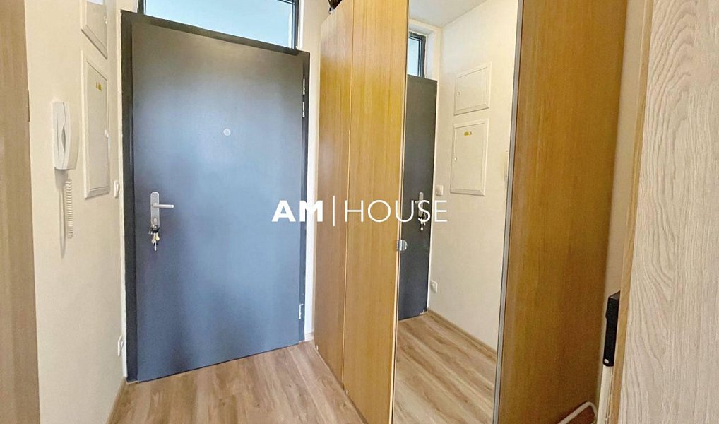 Pronájem bytu 1+kk 28 m², Praha – náhled fotky 7