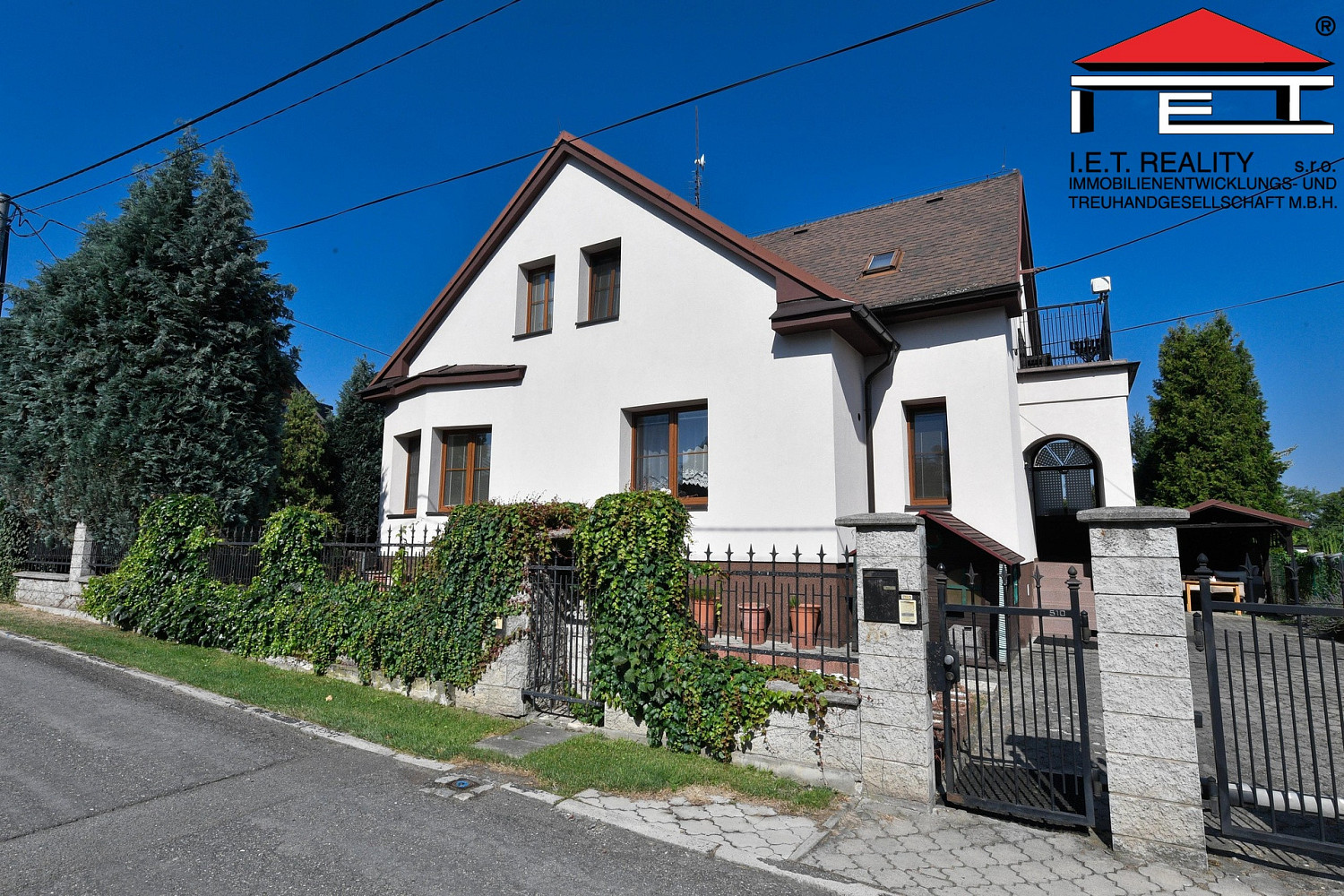 Prodej domu 255 m² s pozemkem 520 m²