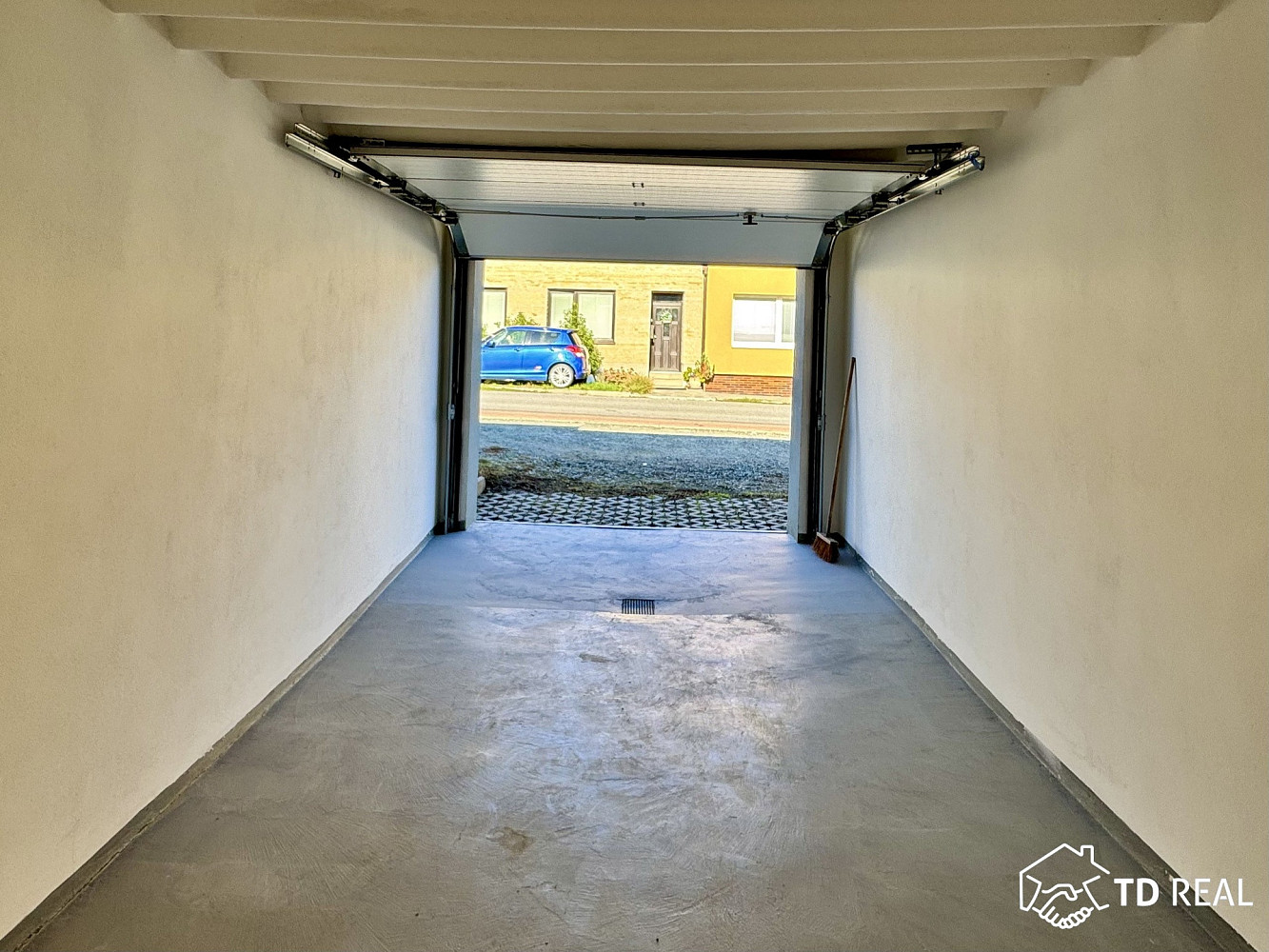 Prodej garáže, 17 m2 - Brno-Bystrc – fotografie 5