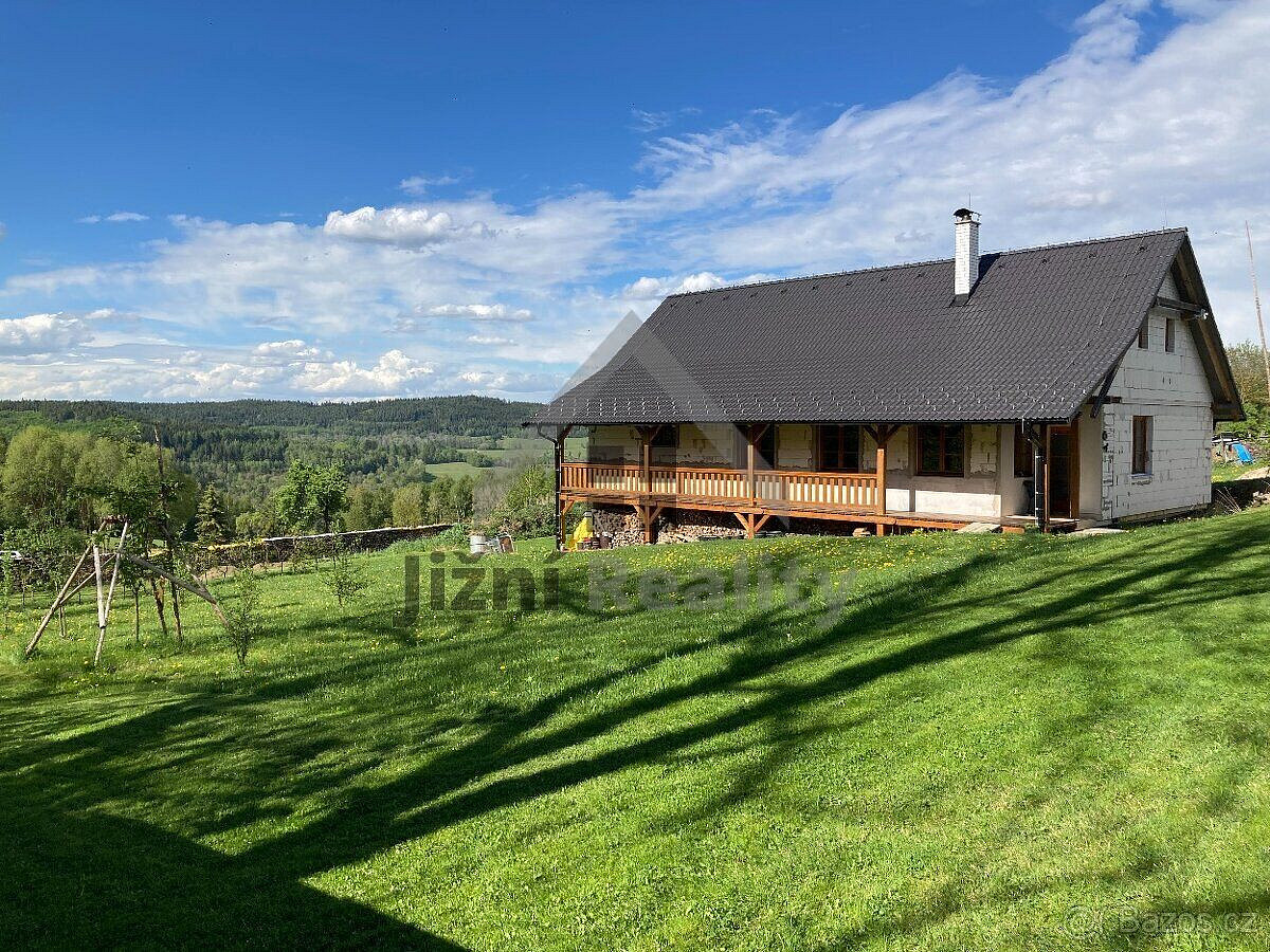 Prodej domu 300 m² s pozemkem 1 500 m², Malšín