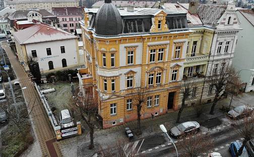 Pronájem bytu 3+1 80 m², Karla Čapka, Teplice