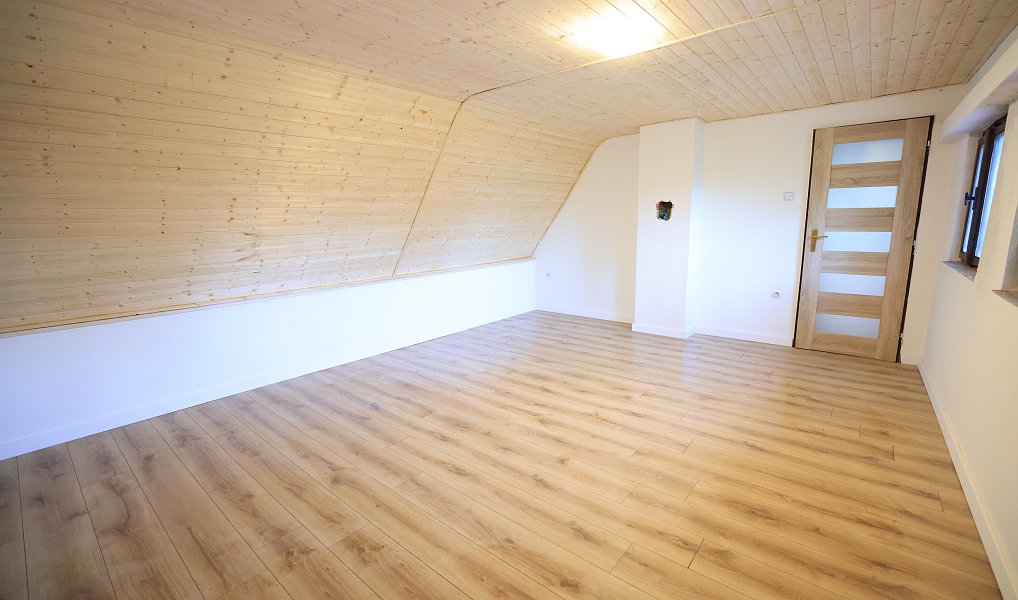 Prodej chaty/chalupy 93 m² s pozemkem 1 376 m², Hradec Králové – náhled fotky 14