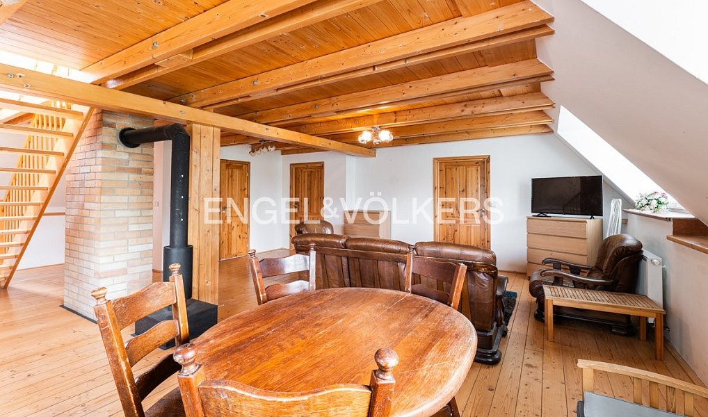 Pronájem domu 242 m² s pozemkem 574 m², Běloky – náhled fotky 8