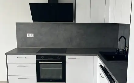 Pronájem bytu 2+kk 58 m², Pod Vinicí, Pardubice - Zelené Předměstí