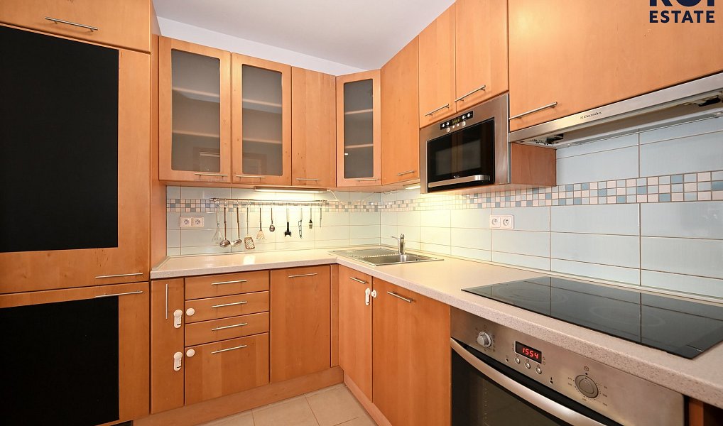 Pronájem bytu 2+kk 65 m², Praha – fotka 1 z 19
