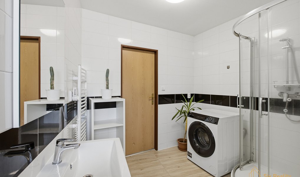 Prodej bytu 3+kk 89 m², Kněževes – náhled fotky 9
