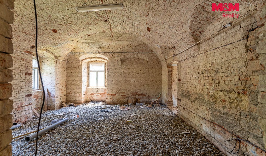Prodej domu 240 m² s pozemkem 852 m², Hvězdlice – náhled fotky 11