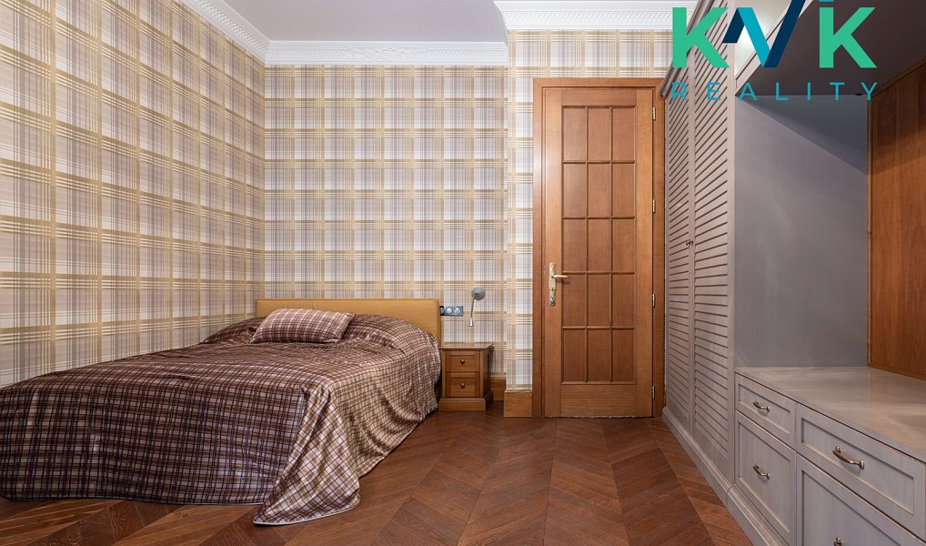 Prodej bytu 6+kk 252 m², Karlovy Vary – náhled fotky 14