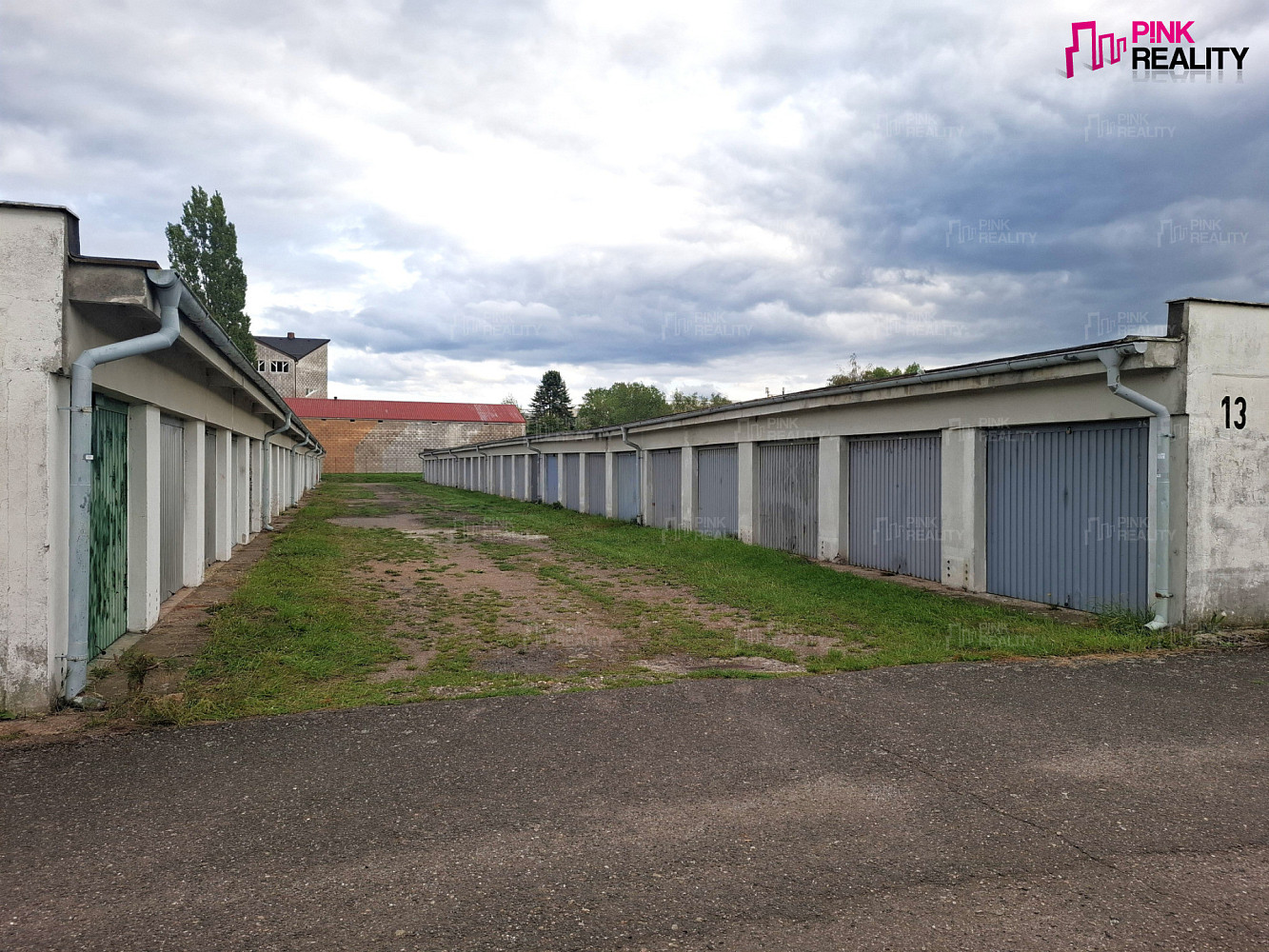 Prodej družstevní garáže Hradec Králové
