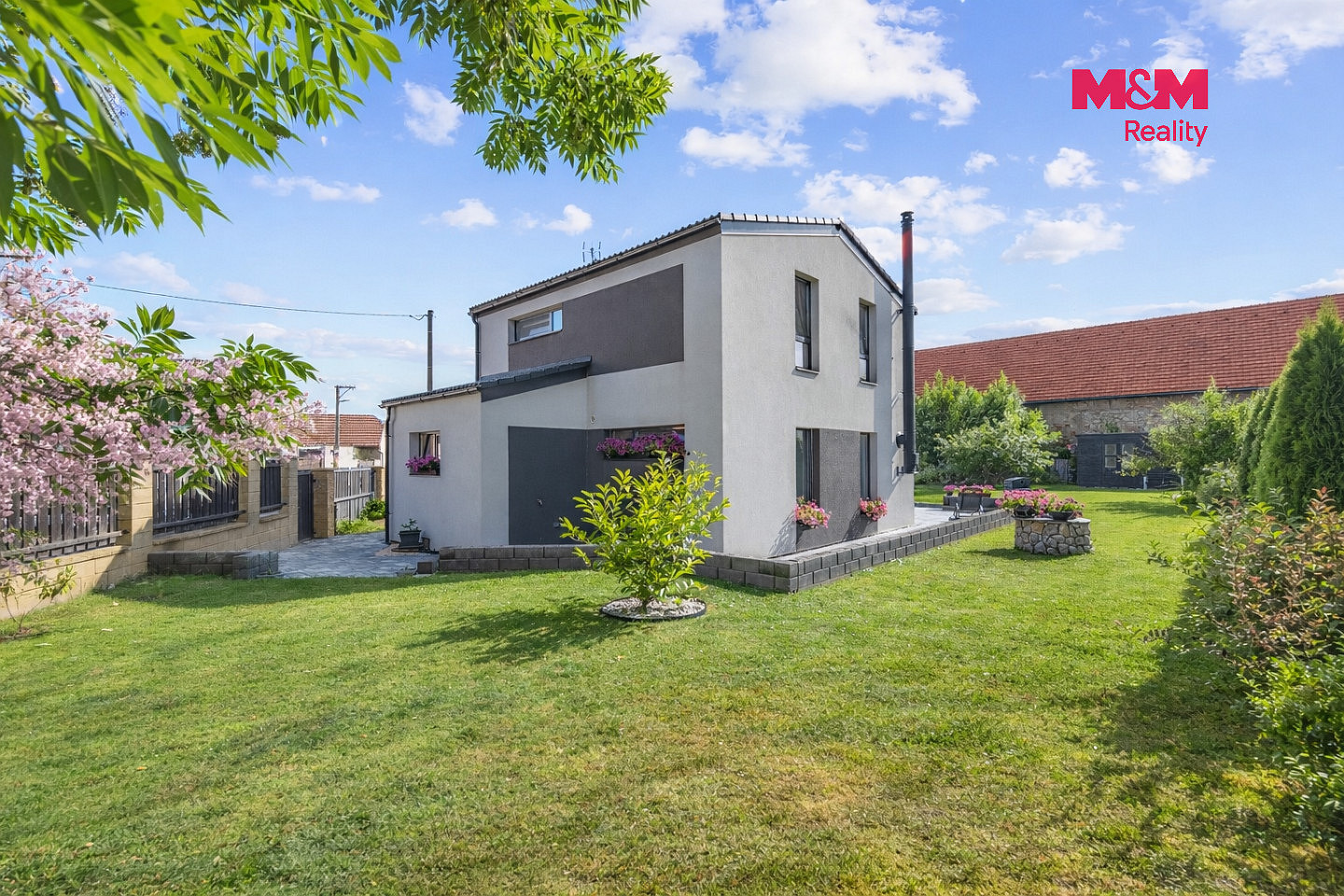 Prodej domu 102 m² s pozemkem 866 m² – fotografie 3