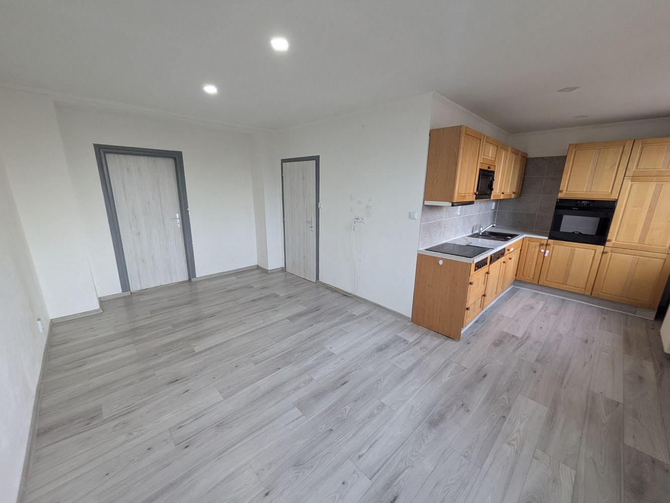 Prodej bytu 2+1 42 m² – fotografie 4