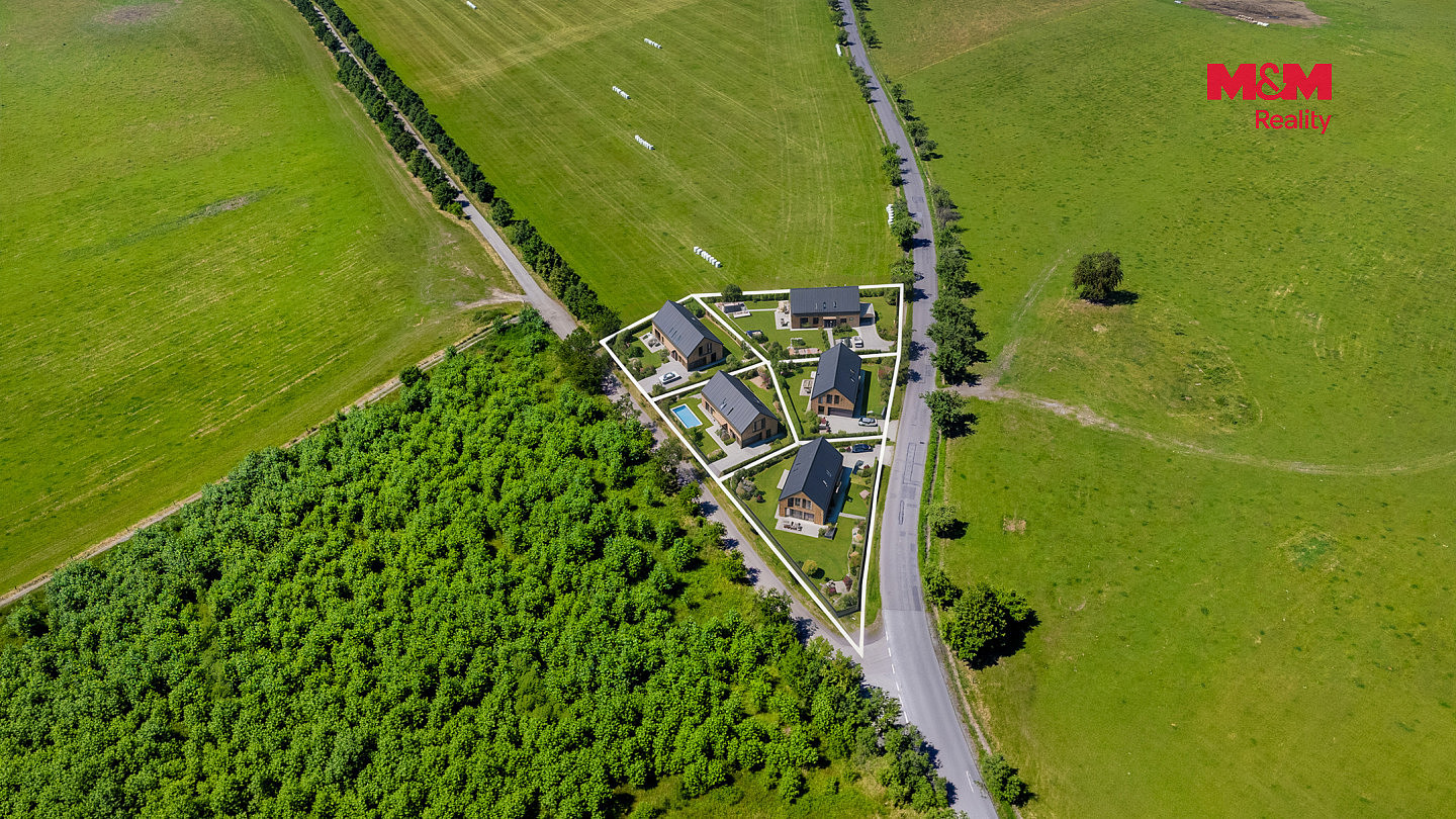 Prodej stavebního pozemku 5 000 m² – fotografie 5