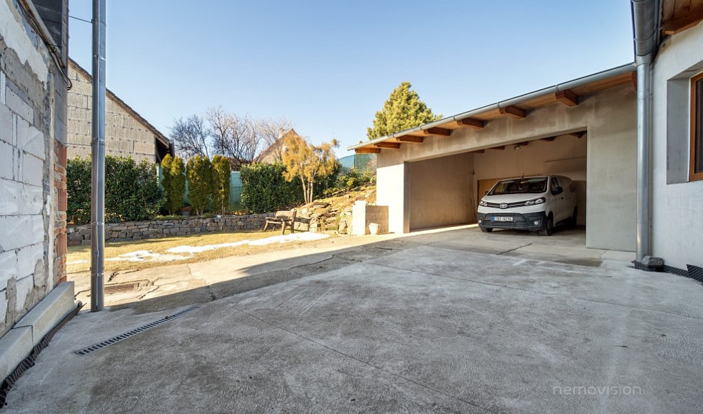 Prodej domu 270 m² s pozemkem 1 042 m², Žeravice – náhled fotky 29