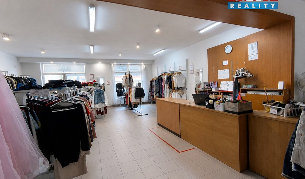 Pronájem obchodních prostor 107 m², Pelhřimov – náhled fotky 3