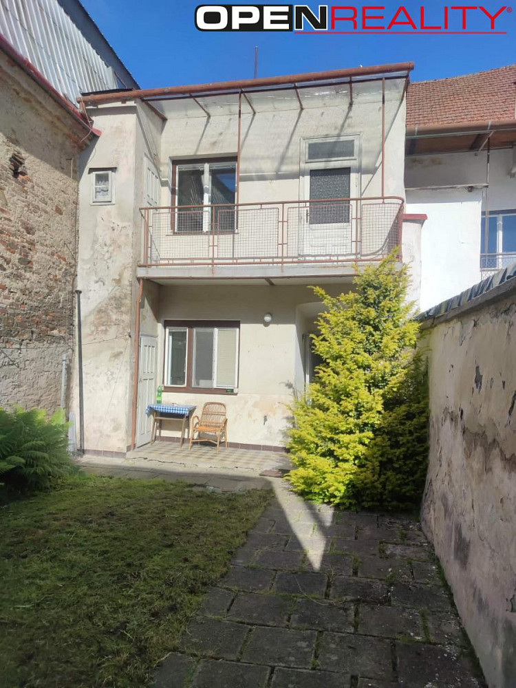 Prodej domu 130 m² s pozemkem 168 m² - Widok 2