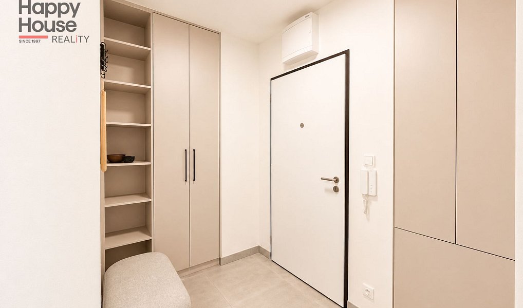 Pronájem bytu 2+kk 51 m², Praha – náhled fotky 16