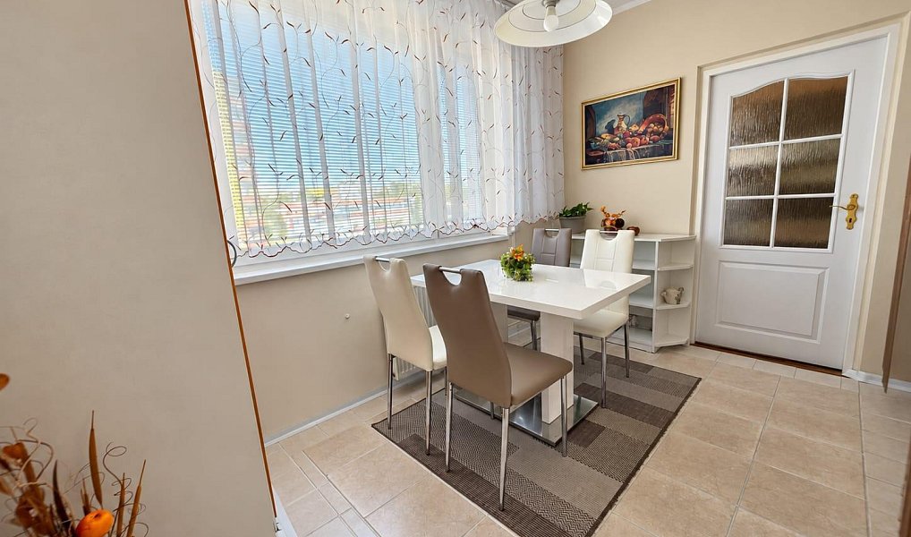 Prodej bytu 2+1 59 m², Znojmo – náhled fotky 4