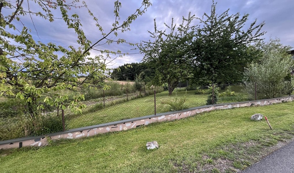 Prodej zahrady 727 m², Ropice – náhled fotky 2