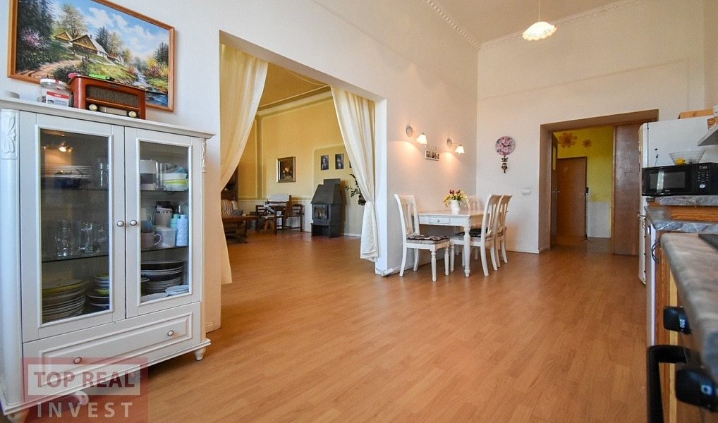 Prodej domu 532 m² s pozemkem 1 962 m², Lubná – náhled fotky 10