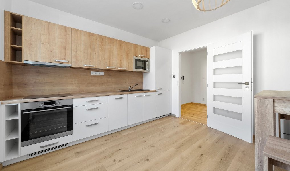 Prodej bytu 3+1 77 m², Nekvasovy – náhled fotky 3