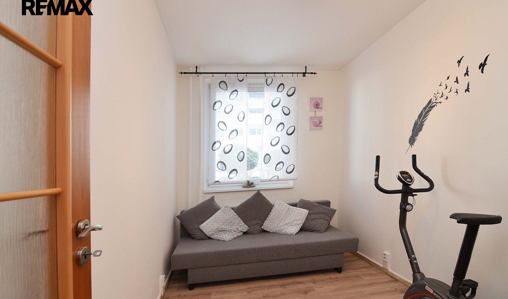 Prodej bytu 4+1 80 m², Praha – náhled fotky 10