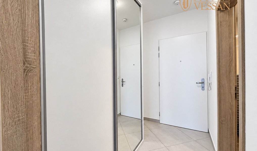 Prodej bytu 1+kk 31 m², Praha – náhled fotky 4