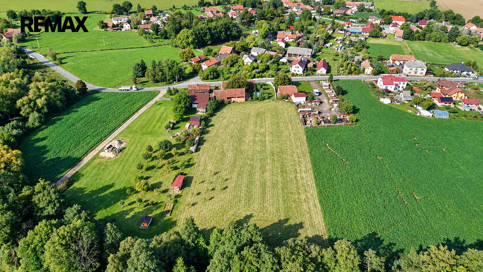 Prodej stavebního pozemku 7 574 m²