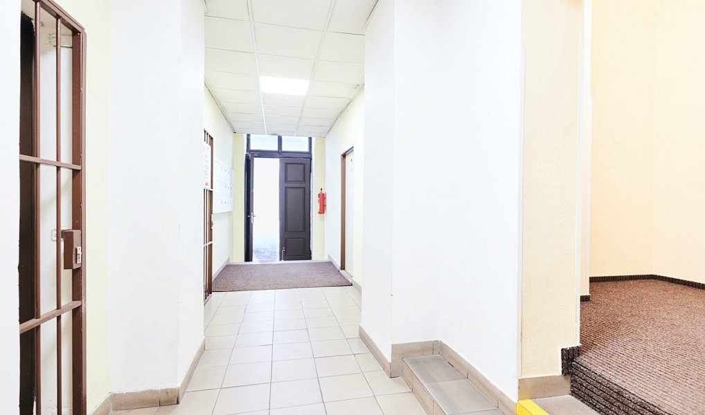 Pronájem kanceláře 180 m², Praha – náhled fotky 8