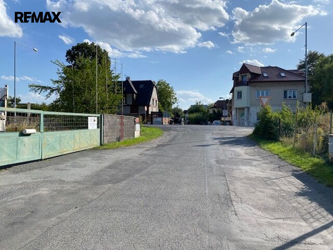 Pronájem obchodních prostor 744 m² – fotografie 3