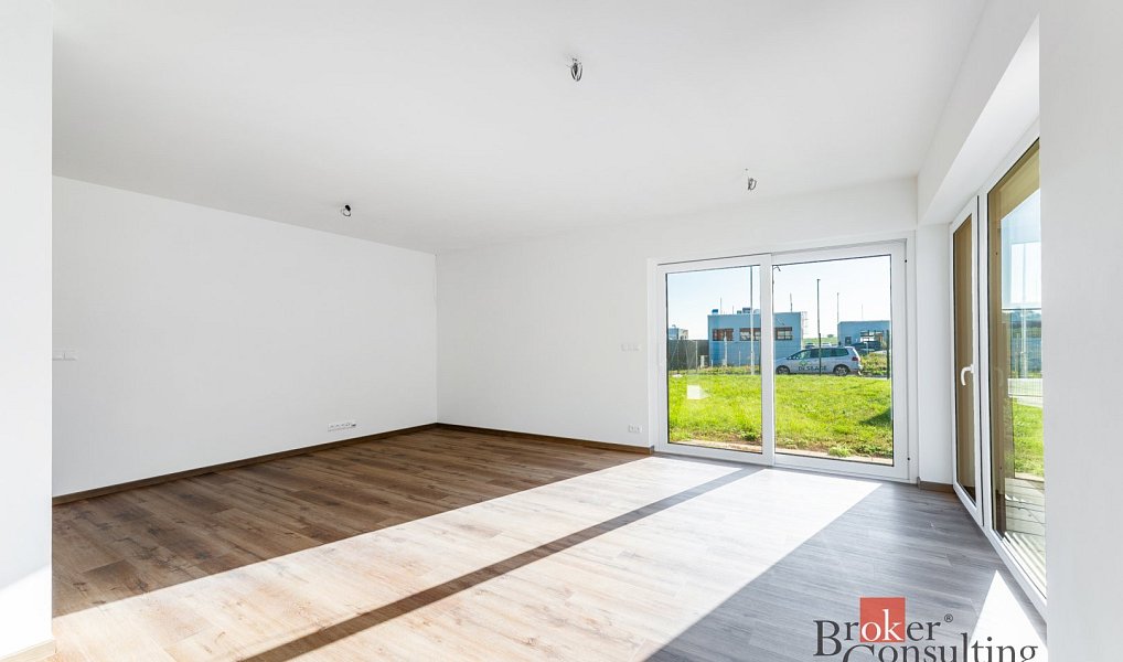 Prodej domu 148 m² s pozemkem 313 m², Ořech – náhled fotky 3