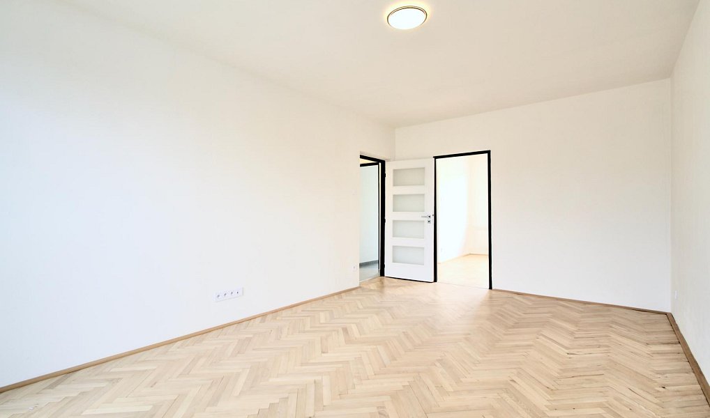 Pronájem bytu 3+1 68 m², Beroun – náhled fotky 6