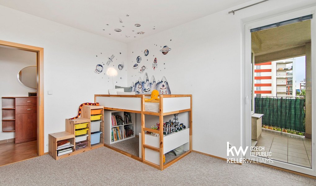 Prodej bytu 4+kk 95 m², Praha – náhled fotky 30