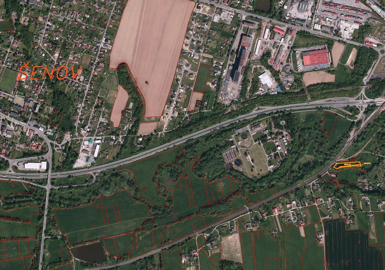 Prodej pozemku 2 856 m²