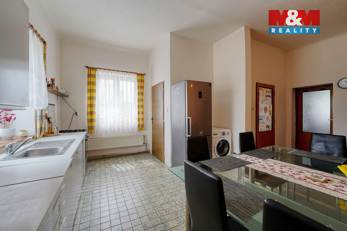 Prodej domu 288 m² s pozemkem 3 348 m² — photo 2