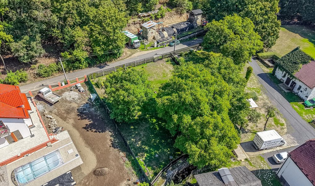 Prodej stavebního pozemku 760 m², Osek – náhled fotky 19