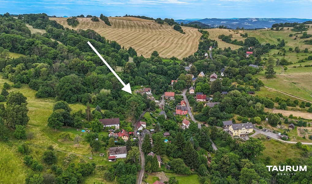 Prodej stavebního pozemku 1 179 m², Děčín – náhled fotky 2